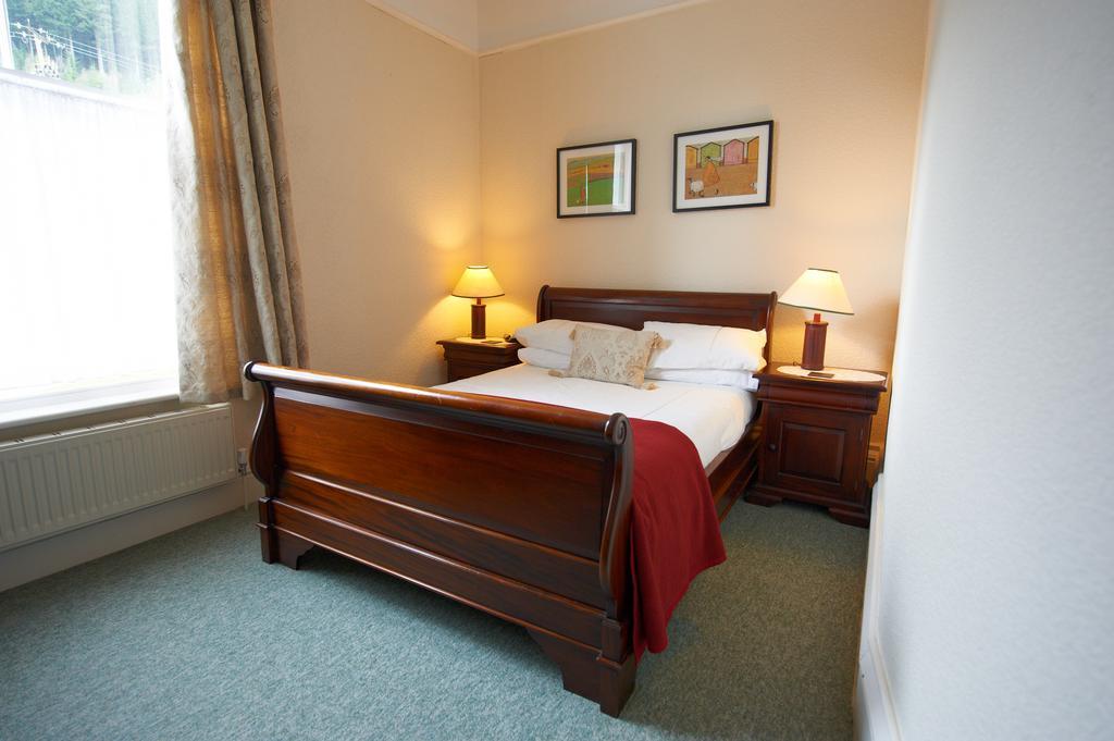 Отель Buckley Arms Dinas Mawddwy Экстерьер фото